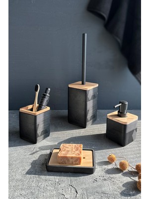 UltraMint Şık ve Fonksiyonel 4'lü Banyo Seti, Hijyen ve Düzen Sağlar