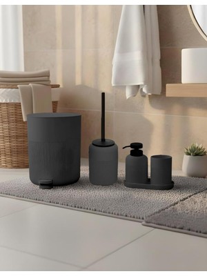 UltraMint Şık Gri Çizgili 5 Parça Banyo Seti, Modern ve Kullanışlı Tasarım