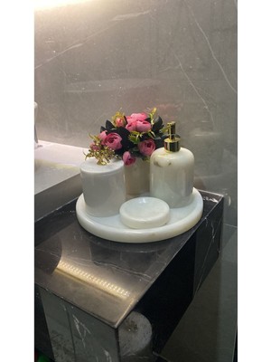 UltraMint Şık Mermer Banyo Seti 5'li Gold ve Gümüş Detaylar ile Modern Tasarım