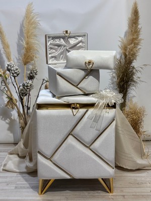 UltraMint Pratik Banyo Seti, Kirli Sepet, Havluluk ve Deterjanlık Içeriği