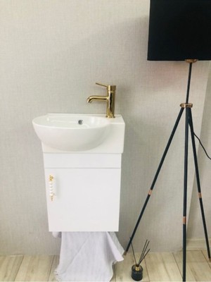 UltraMint 28X45 cm Kompakt Mini Lavabo ve Banyo Dolabı, Şık ve Kullanışlı Tasarım