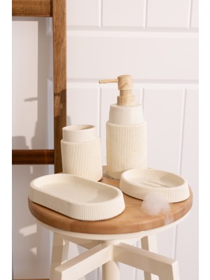 UltraMint Şık ve Kullanışlı 4 Parça Banyo Seti, Bej Renk, Modern Tasarım