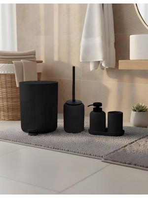 UltraMint Şık Siyah Çizgili 5 Parça Banyo Seti, Huzurlu ve Konforlu Kullanım