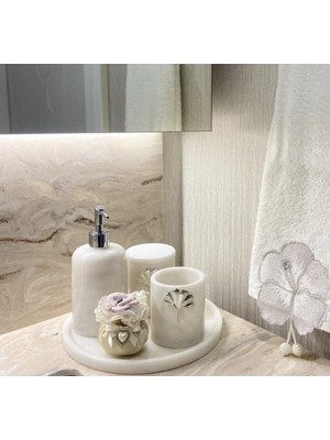 UltraMint Beyaz Mermer ve Güç Detaylı 5'li Banyo Seti Takımı