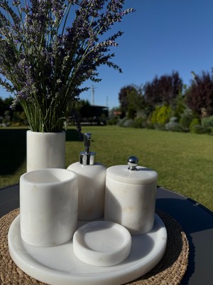 UltraMint Beyaz Mermer 7’li Banyo Takımı, Şık ve Dayanıklı Tasarım