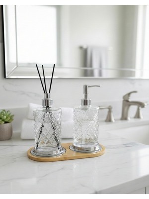 UltraMint Kristal Cam Kokuluk, Sıvı Sabunluk ve Bambu Tepsi Seti