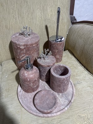 UltraMint Kırmızı Traverten Doğal Mermer Banyo Seti, Şık ve Dayanıklı Tasarım