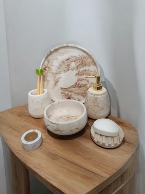 UltraMint 6'lı Mermer Desenli Bej Banyo Seti, Sabunluk, Diş Fırçalığı, Tepsi, Mumluk, Havluluk