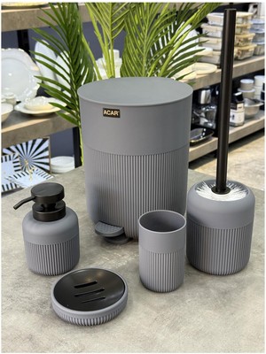 UltraMint Şık 5 Parça Akrilik Banyo Seti, Modern ve Zarif Tasarım