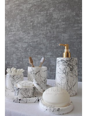 UltraMint Şık Siyah Beyaz Desenli Banyo Seti, Zarif ve Modern Tasarım