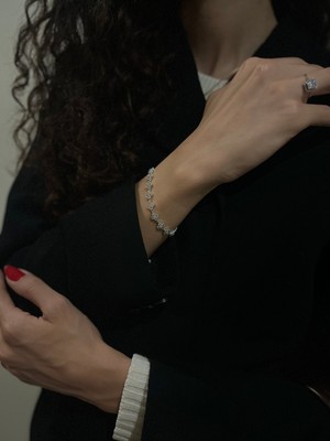 Luciaonline Vıp Mini Silver Taşlı Yonca Bileklik