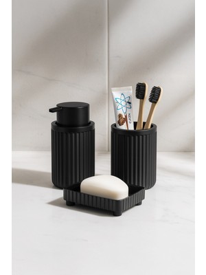UltraMint Şık Siyah 3 Parça Banyo Seti: Sabunluk, Fırçalık ve Sıvı Sabunluk