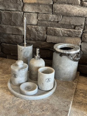 UltraMint Gri Mermer 7’li Banyo Seti, Şıklık ve Fonksiyonellik Bir Arada