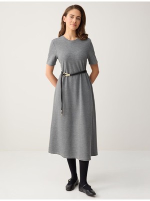 Jimmy Key Gri Melanj Rahat Kesim Kısa Kollu Bisiklet Yaka Midi Örme Elbise
