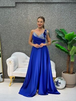 E&A Eren Abiye Kalp Yaka Derin Yırtmaçlı Saten Abiye