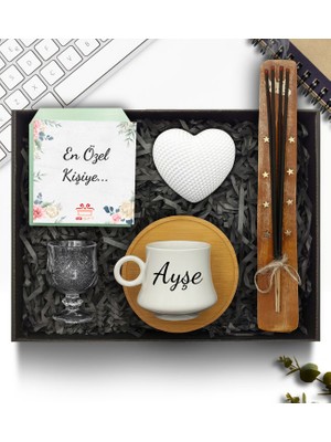 As Gift Sevgililer Günü Temalı Kişiye Özel Beyaz Fincan & Çubuk Tütsü & Dekoratif Kalp Biblo & Kahve Yanı Su Bardağı Hediye Seti