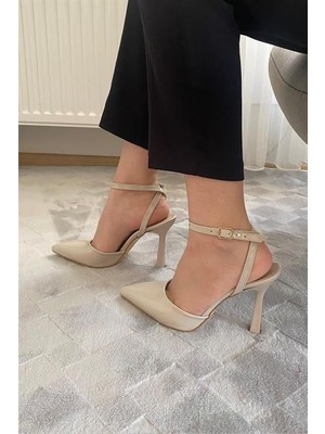 Difolia Kadın Krem Rugan Bilekten Bağlamalı 10 cm Ince Topuklu Ayakkabı