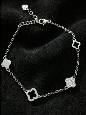 Erdobia 925 Ayar Rodyum Zirkon Taşlı Dört Sıra Yonca Zarif Gümüş Bileklik