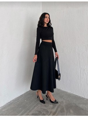 Pucka Siyah Süet Kloş Etek