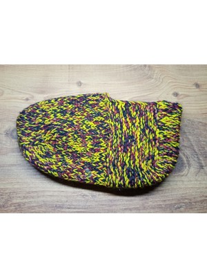 Neolife Büyükanneye Hediye Nostaljik Çok Renkli El Örgüsü Yün Patik - Tekli