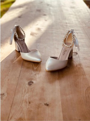 İlkinin Pabuçları Incili Gelin Ayakkabısı, Orta Boy Incili Kadın Abiye Ayakkabı, 5cm Kalın Topuklu Rahat Tasarım