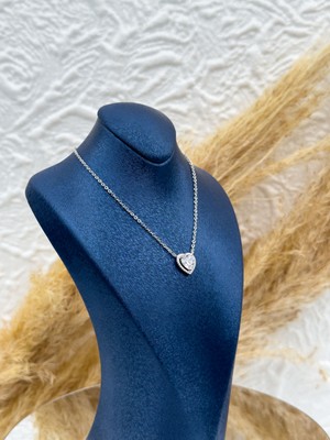 Livora Jewelry 925 Ayar Gümüş Zirkon Taşlı Kalp Figürlü Kadın Kolye – Işıltılı Özel Tasarım Hediyelik