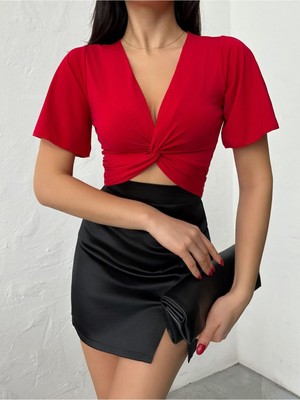 Qutta Kadın Önü Burgulu Kısa Ispanyol Kol Crop Bluz