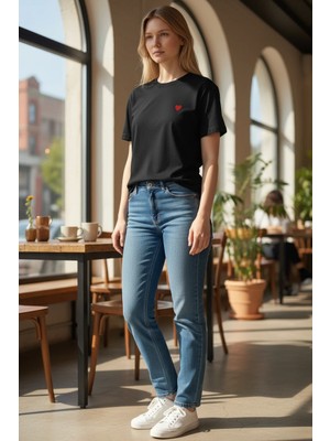 Cemo Kalp Nakışlı Bisiklet Yaka Siyah Tişört