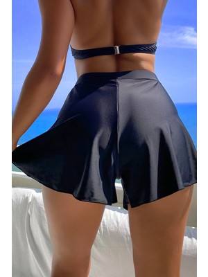 İlkyaz Fashion Ieg™ Kadın Siyah Yırtmaçlı Etek Görünümlü Şık Deniz Şortu