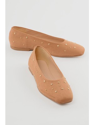 Mubiano Kadın Süet Babet Kare Burun Zımba Detaylı Günlük Talia Camel