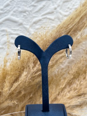 Livora Jewelry 925 Ayar Gümüş Spor Taşsız Halka Küpe – Minimal ve Günlük Kullanım Kadın Küpe