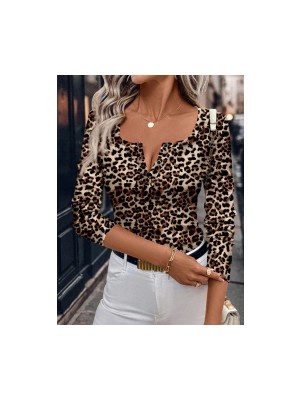 Kadın Uzun Kollu Kruvaze Yakalı Dantelli Kısa Viskon Bluz