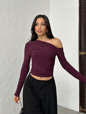 Qutta Kadın Tek Omuz Açık Uzun Kol Sandy Kumaş Örme Bluz