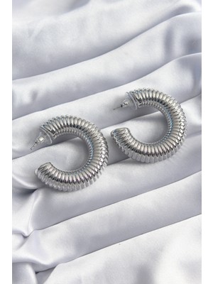 Efe Avm Pirinç Gümüş Renk Işleme Halka Model Kadın Küpe - Lisinya