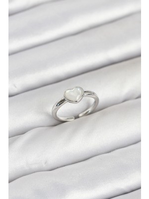 Kaia Life Pirinç Gümüş Renk Kalpli Kadın Yüzük