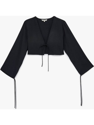 Koton V Yaka Crop Siyah Kadın Bluz 6SAK60052PW