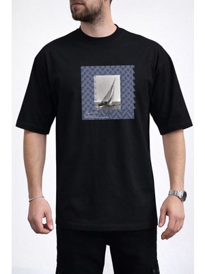 Caddekombin Erkek Modern Grafik Yelkenli Bisiklet Yaka Siyah T-Shirt