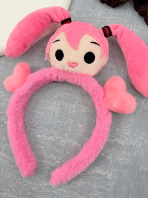 Seviml Kız Peluş Taç