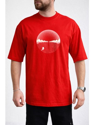 Caddekombin Erkek Dairesel Formda Dağ ve Su Temalı Bisiklet Yaka Kırmızı T-Shirt