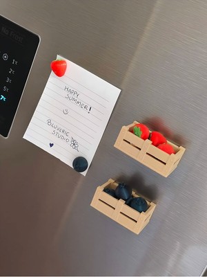 MisterionStudio Meyve Kasası Buzdolabı Magneti Mıknatıslı (1 Adet Kasa ve 5 Adet Karışık Meyve)