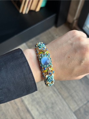 Houseki Mavi Taşlı Işlemeli Kelepçe Bileklik