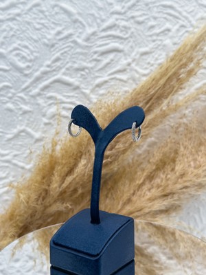 Livora Jewelry 925 Ayar Gümüş Minimal Halka Zirkon Taşlı Kadın Küpe – Günlük Kullanım