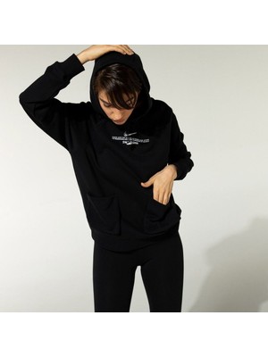 Nike Sportswear Swoosh Kadın Kapüşonlu Siyah Spor Sweatshirt Sezonluk Rahat Kesim