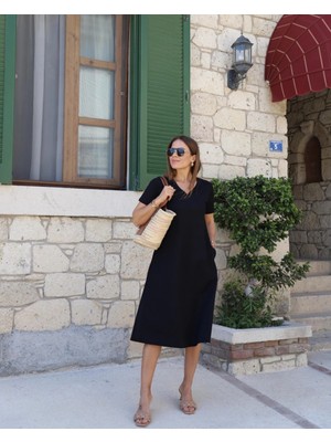 Kadın Kısa Kollu V Yaka Cepli A Kesim Detaylı Viskon Elbise