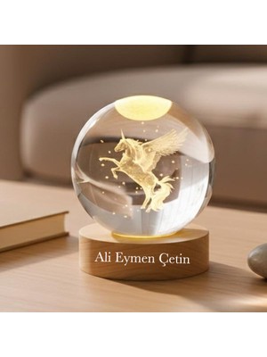 Hediyesahibi Kişiye Büyük Boy Sevgililer Günü Özel – Işıklı Cam Küre Içinde Pegasus  8cm