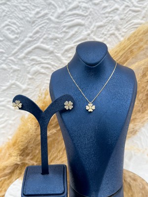 Livora Jewelry 925 Ayar Gümüş Gold Renk Yonca Figürlü Kolye Küpe Kadın Takı Seti