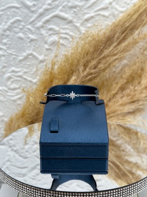 Livora Jewelry 925 Ayar Gümüş Kuzey Yıldızı Figürlü Spor Kadın Bileklik – Taş Detaylı Zarif Tasarım