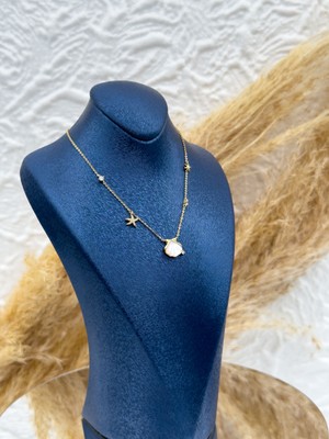 Livora Jewelry 925 Ayar Gümüş Gold Renk Sedefli Deniz Kabuğu & Yıldız Detaylı Kadın Kolye – Özel Tasarım Hediyelik