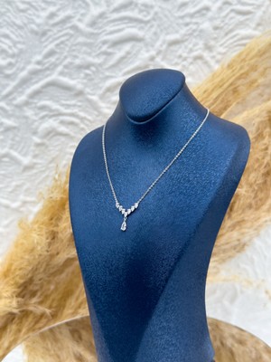 Livora Jewelry 925 Ayar Gümüş Damla Taşlı Pırlanta Montür Kadın Kolye – Özel Tasarım, Hediyelik