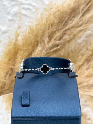 Livora Jewelry 925 Ayar Gümüş Siyah Onix Taşlı Yonca Kadın Bileklik – Günlük Kullanım